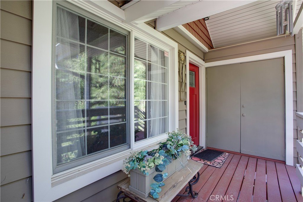 Lake Arrowhead, California, 92352, United States, 4 Bedrooms Bedrooms, ,3 BathroomsBathrooms,Residential,Forsale,1971047