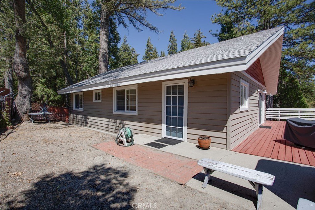 Lake Arrowhead, California, 92352, United States, 4 Bedrooms Bedrooms, ,3 BathroomsBathrooms,Residential,Forsale,1971047