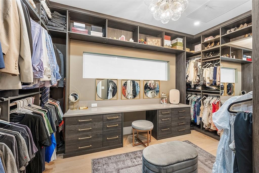 Fort Lauderdale, Florida, 33304, United States, 6 Bedrooms Bedrooms, ,5.5 BathroomsBathrooms,Residential,Forsale,1964526