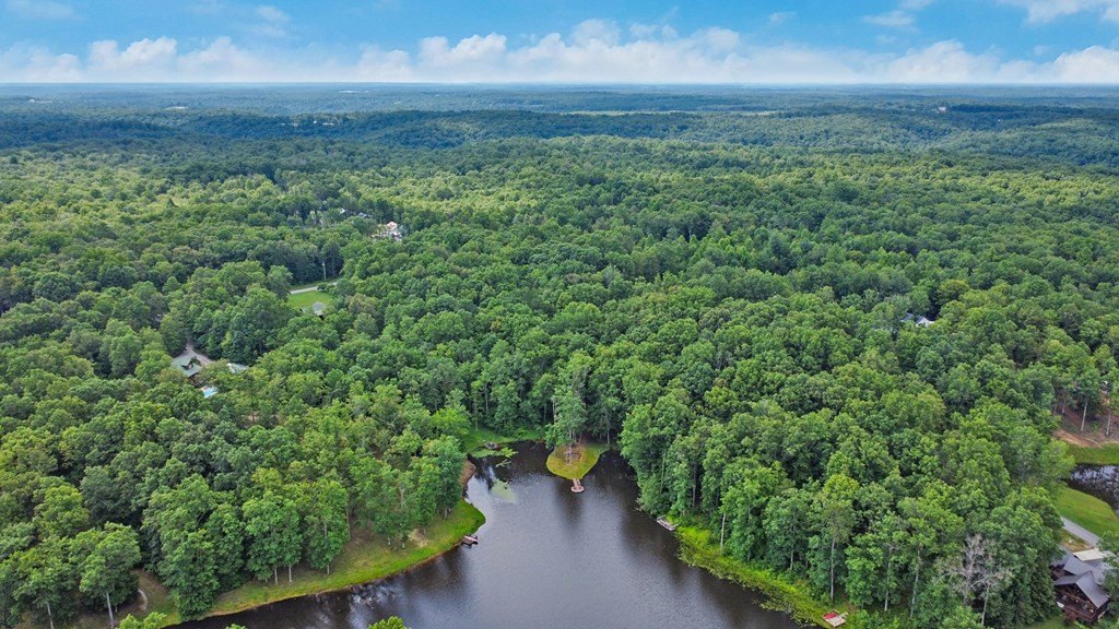 Jamestown, Tennessee, 38556, United States, 4 Bedrooms Bedrooms, ,4 BathroomsBathrooms,Residential,Forsale,1929826