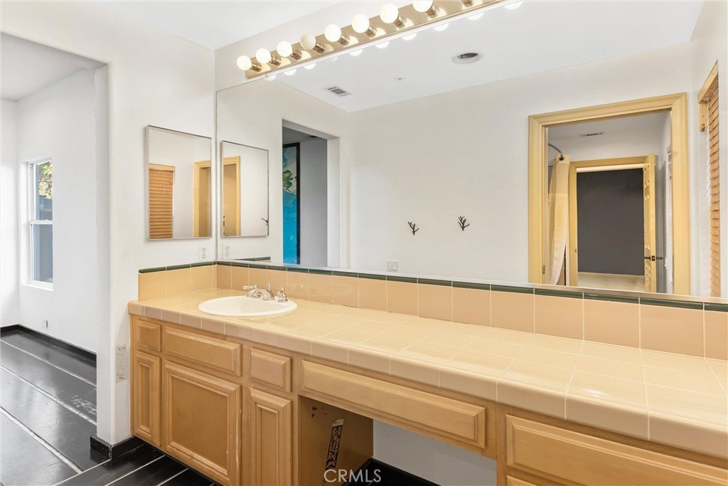 Redlands, California, 92373, United States, 4 Bedrooms Bedrooms, ,3.5 BathroomsBathrooms,Residential,Forsale,2007698