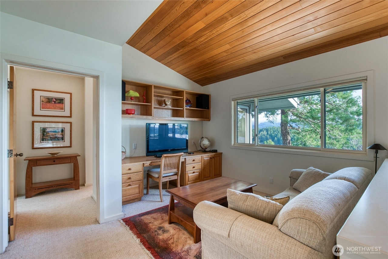 Eastsound, Washington, 98243, United States, 3 Bedrooms Bedrooms, ,2.5 BathroomsBathrooms,Residential,Forsale,2004457