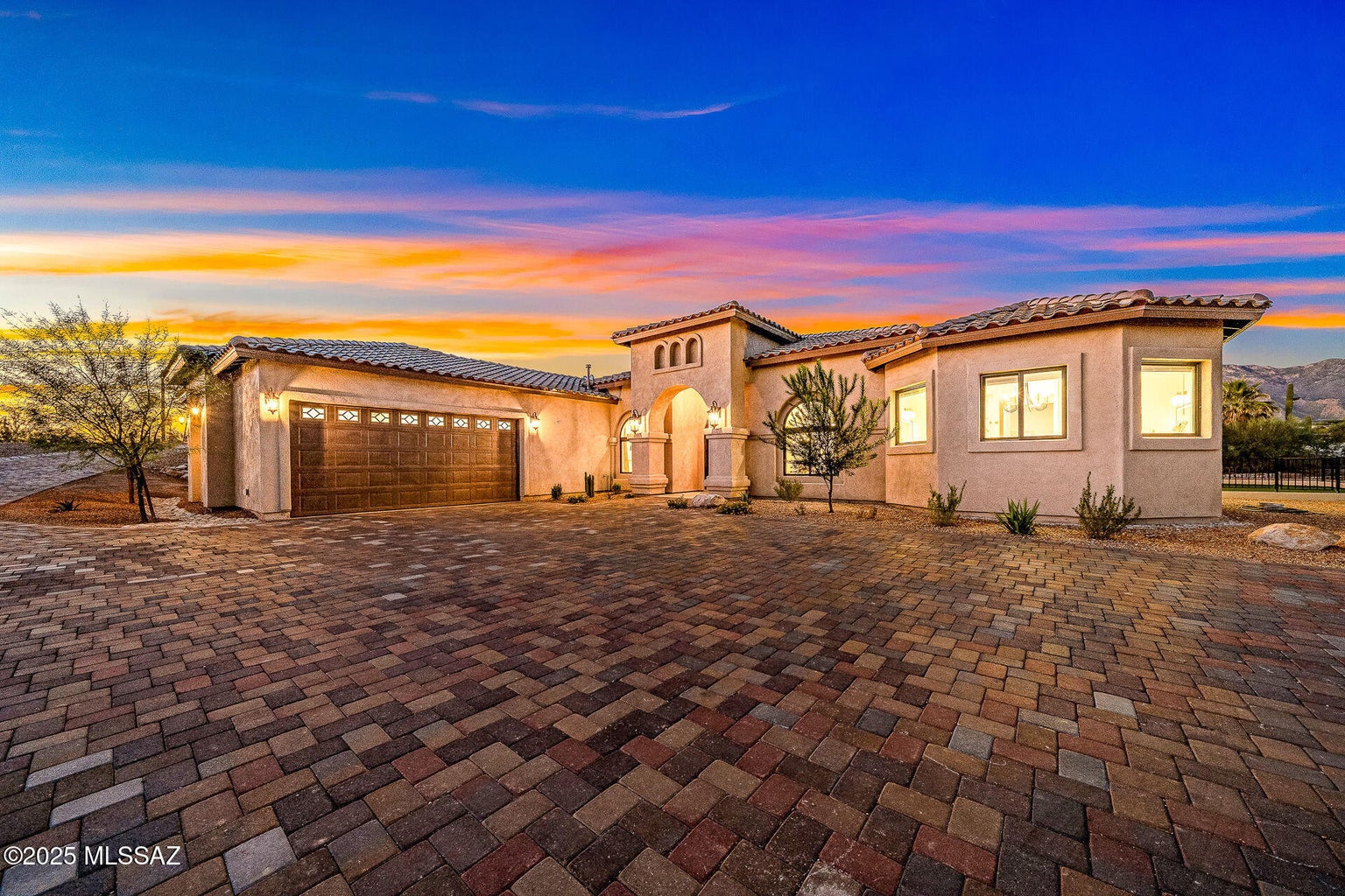 Tucson, Arizona, 85718, United States, 5 Bedrooms Bedrooms, ,5 BathroomsBathrooms,Residential,Forsale,2004433