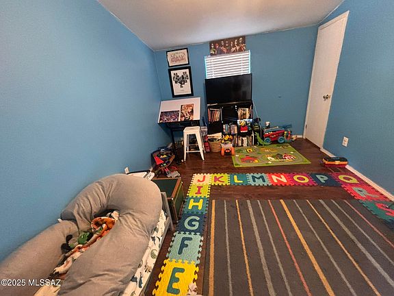 Tucson, Arizona, 85756, United States, 4 Bedrooms Bedrooms, ,2 BathroomsBathrooms,Residential,Forsale,2004439