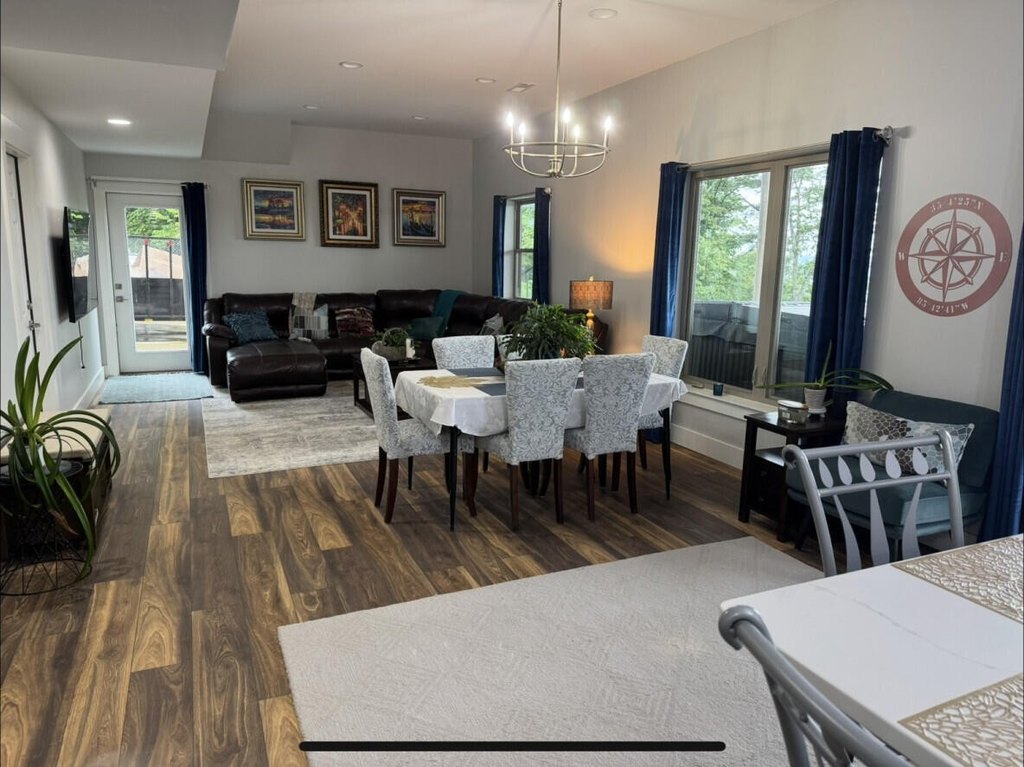 Jasper, Tennessee, 37347, United States, 4 Bedrooms Bedrooms, ,4 BathroomsBathrooms,Residential,Forsale,1963565