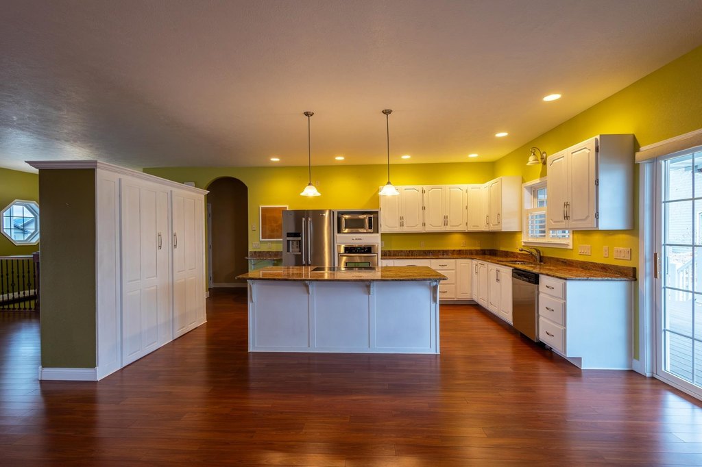 Spearfish, South Dakota, 57783, United States, 5 Bedrooms Bedrooms, ,3 BathroomsBathrooms,Residential,Forsale,2011078