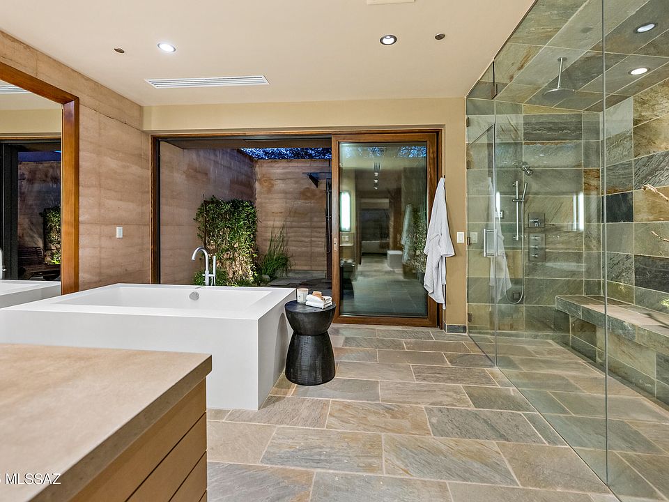 Tucson, Arizona, 85739, United States, 3 Bedrooms Bedrooms, ,3 BathroomsBathrooms,Residential,Forsale,2004443