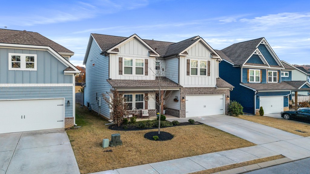 Ooltewah, Tennessee, 37363, United States, 4 Bedrooms Bedrooms, ,3 BathroomsBathrooms,Residential,Forsale,2009573