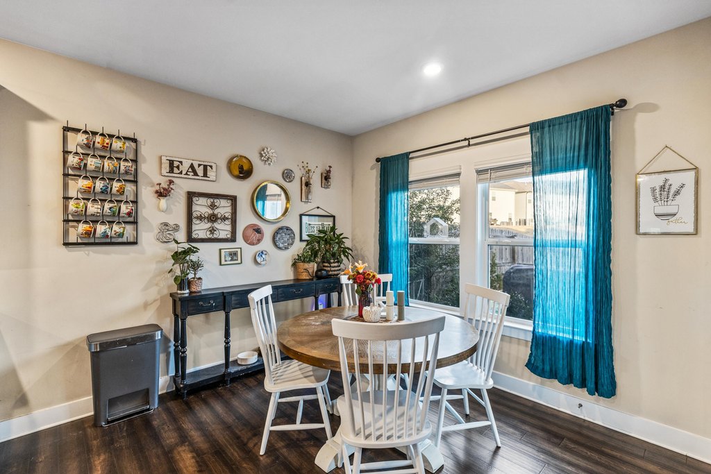 Ooltewah, Tennessee, 37363, United States, 4 Bedrooms Bedrooms, ,3 BathroomsBathrooms,Residential,Forsale,2009573