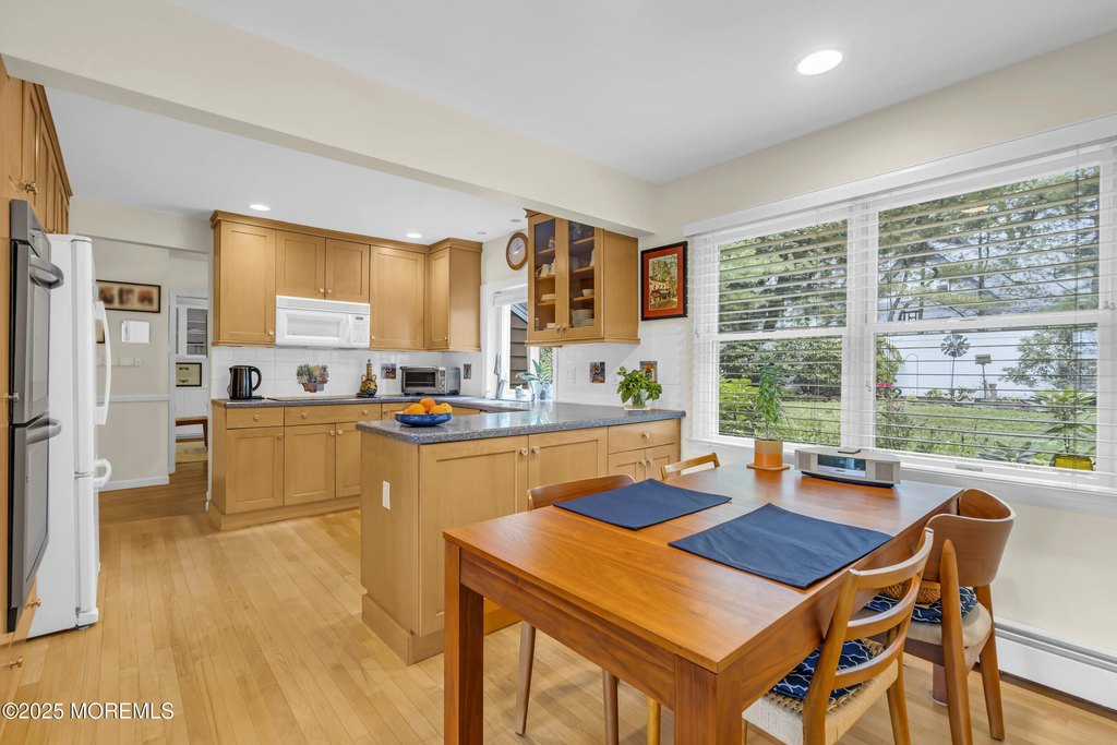 Toms River, New Jersey, 08753, United States, 3 Bedrooms Bedrooms, ,2.5 BathroomsBathrooms,Residential,Forsale,1966074