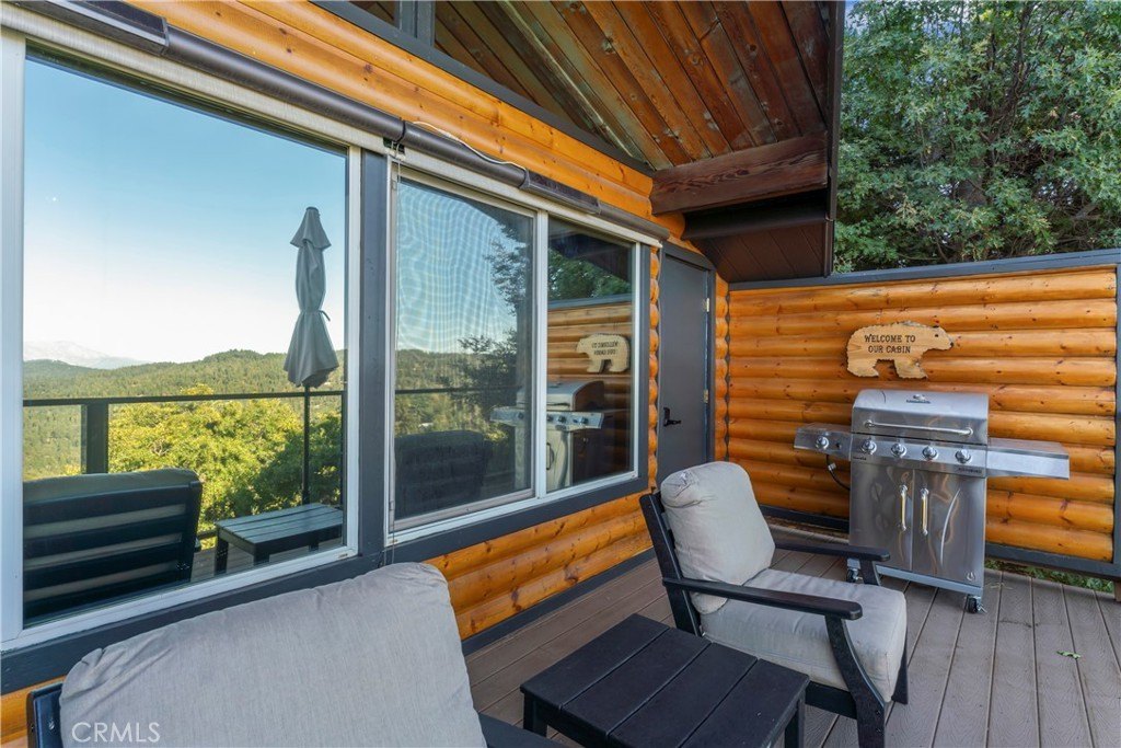 Crestline, California, 92325, United States, 3 Bedrooms Bedrooms, ,2.5 BathroomsBathrooms,Residential,Forsale,2004857