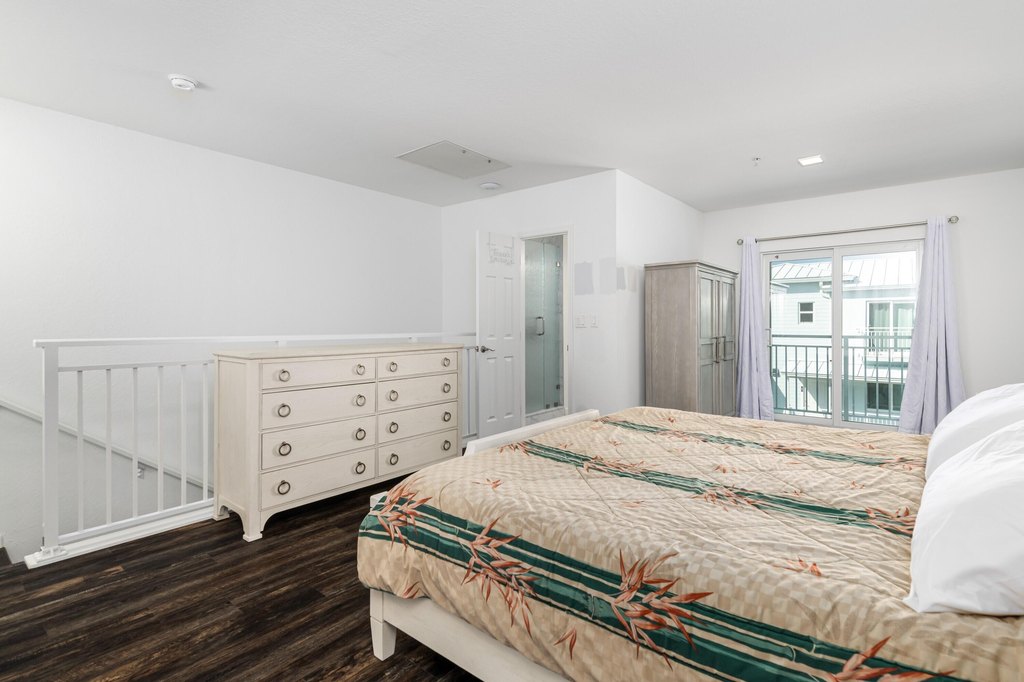 MARATHON, Florida, 33050, United States, 1 Bedroom Bedrooms, ,2 BathroomsBathrooms,Residential,Forsale,2011653