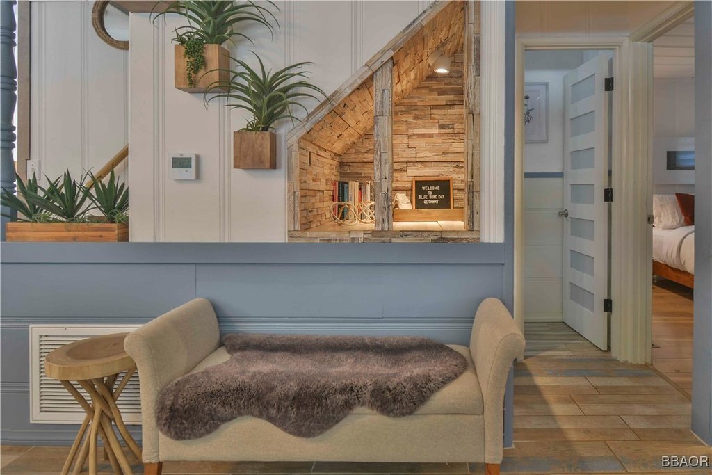 Lake Arrowhead, California, 92352, United States, 2 Bedrooms Bedrooms, ,2 BathroomsBathrooms,Residential,Forsale,1886279