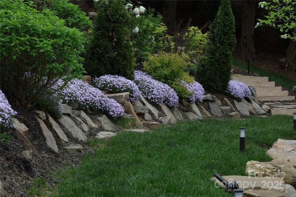 Asheville, North Carolina, 28804, United States, 3 Bedrooms Bedrooms, ,3.5 BathroomsBathrooms,Residential,Forsale,2011989