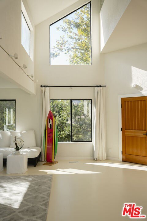 Malibu, California, 90265, United States, 3 Bedrooms Bedrooms, ,3 BathroomsBathrooms,Residential,Forsale,2001431