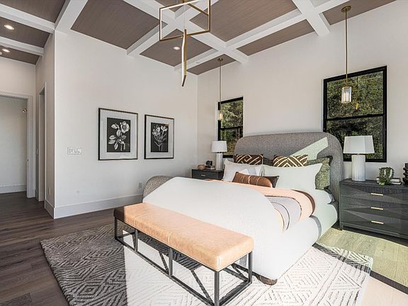 Healdsburg, California, 95448, United States, 5 Bedrooms Bedrooms, ,4 BathroomsBathrooms,Residential,Forsale,2004748