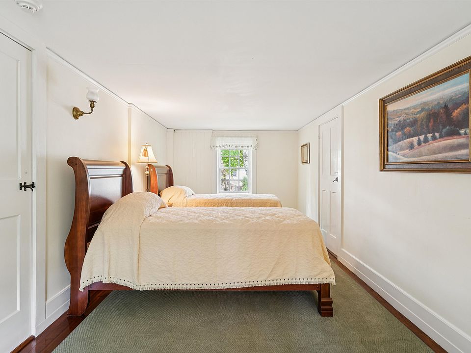 Orford, New Hampshire, 03777, United States, 6 Bedrooms Bedrooms, ,4 BathroomsBathrooms,Residential,Forsale,2004855