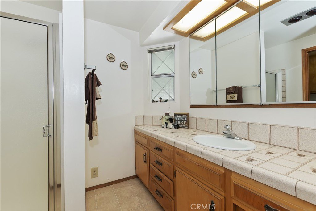 Lake Arrowhead, California, 92352, United States, 3 Bedrooms Bedrooms, ,3 BathroomsBathrooms,Residential,Forsale,1968496