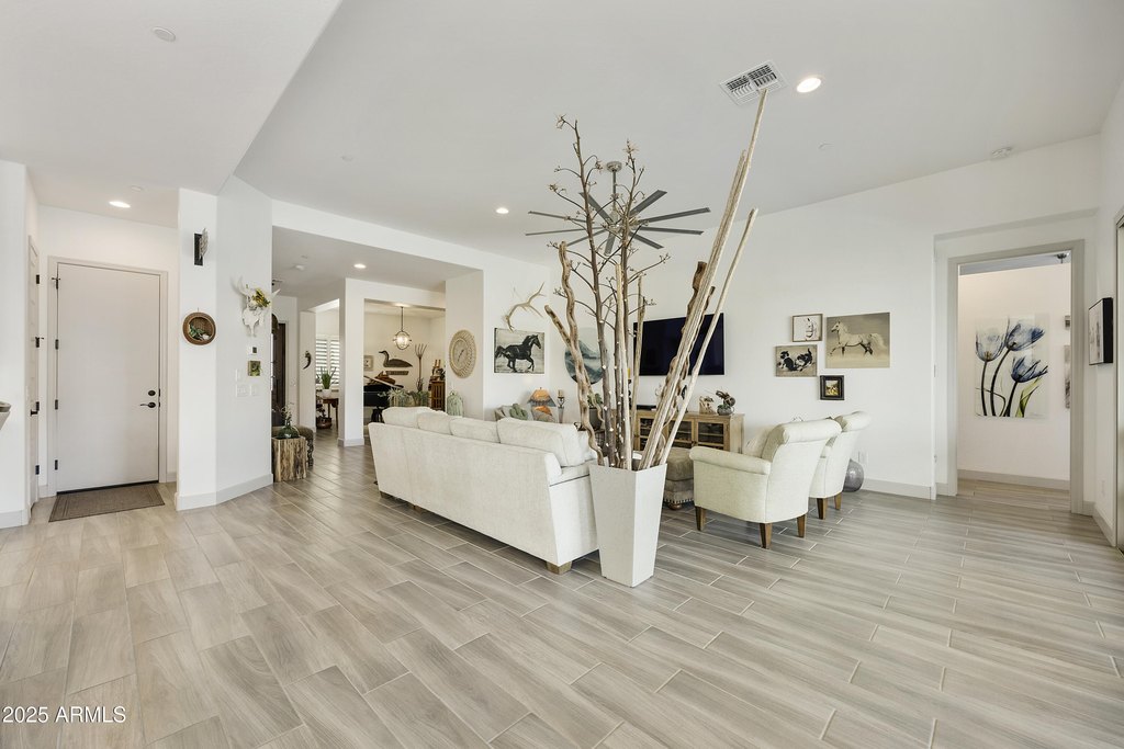 Peoria, Arizona, 85383, United States, 3 Bedrooms Bedrooms, ,2.5 BathroomsBathrooms,Residential,Forsale,2004939