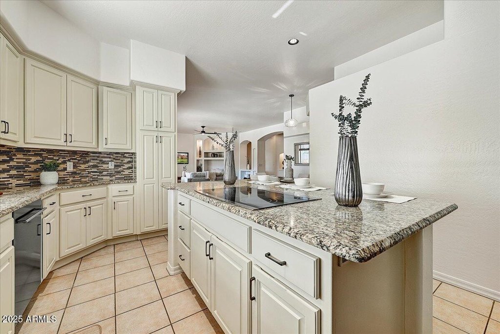 Phoenix, Arizona, 85032, United States, 3 Bedrooms Bedrooms, ,3 BathroomsBathrooms,Residential,Forsale,2004941