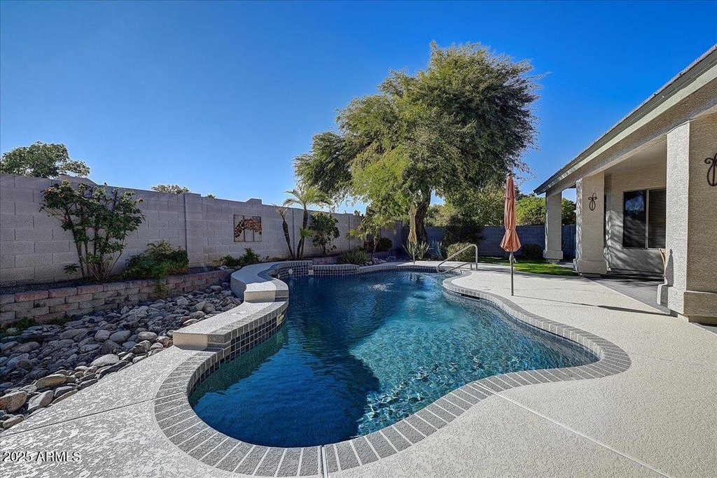 Phoenix, Arizona, 85032, United States, 3 Bedrooms Bedrooms, ,3 BathroomsBathrooms,Residential,Forsale,2004941