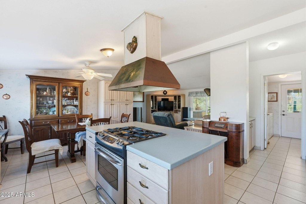 Cave Creek, Arizona, 85331, United States, 4 Bedrooms Bedrooms, ,2 BathroomsBathrooms,Residential,Forsale,2004938