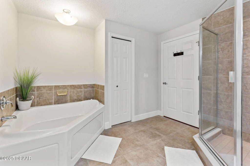 Daytona Beach Shores, Florida, 32118, United States, 3 Bedrooms Bedrooms, ,3 BathroomsBathrooms,Residential,Forsale,1964566