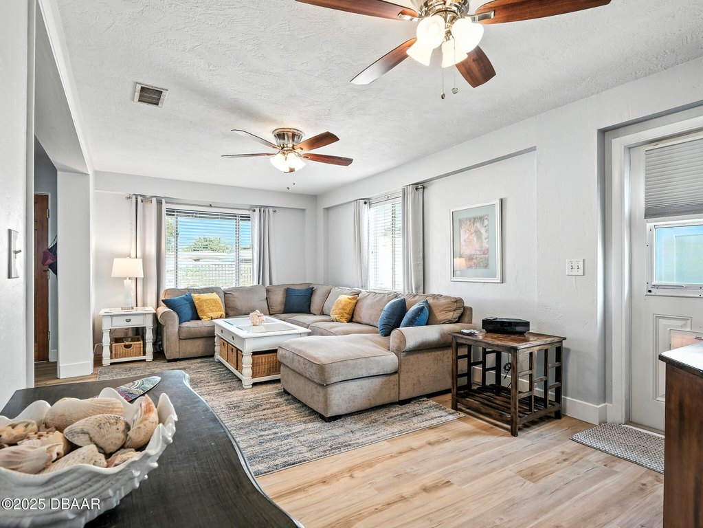 New Smyrna Beach, Florida, 32169, United States, 3 Bedrooms Bedrooms, ,2 BathroomsBathrooms,Residential,Forsale,2002820