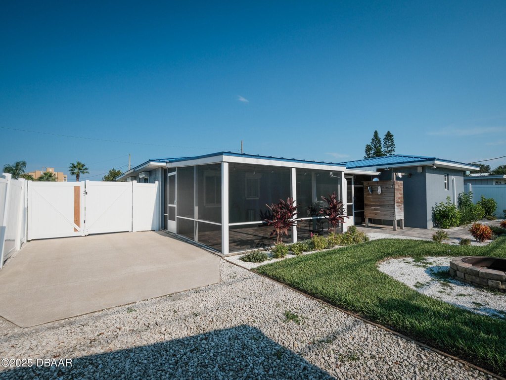 New Smyrna Beach, Florida, 32169, United States, 3 Bedrooms Bedrooms, ,2 BathroomsBathrooms,Residential,Forsale,2002820