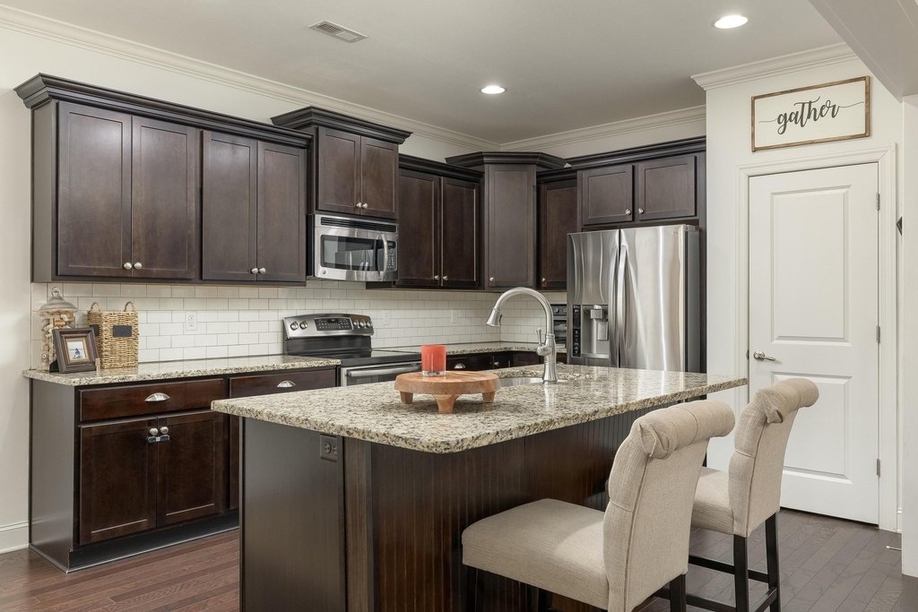 Hixson, Tennessee, 37343, United States, 4 Bedrooms Bedrooms, ,3 BathroomsBathrooms,Residential,Forsale,2009575