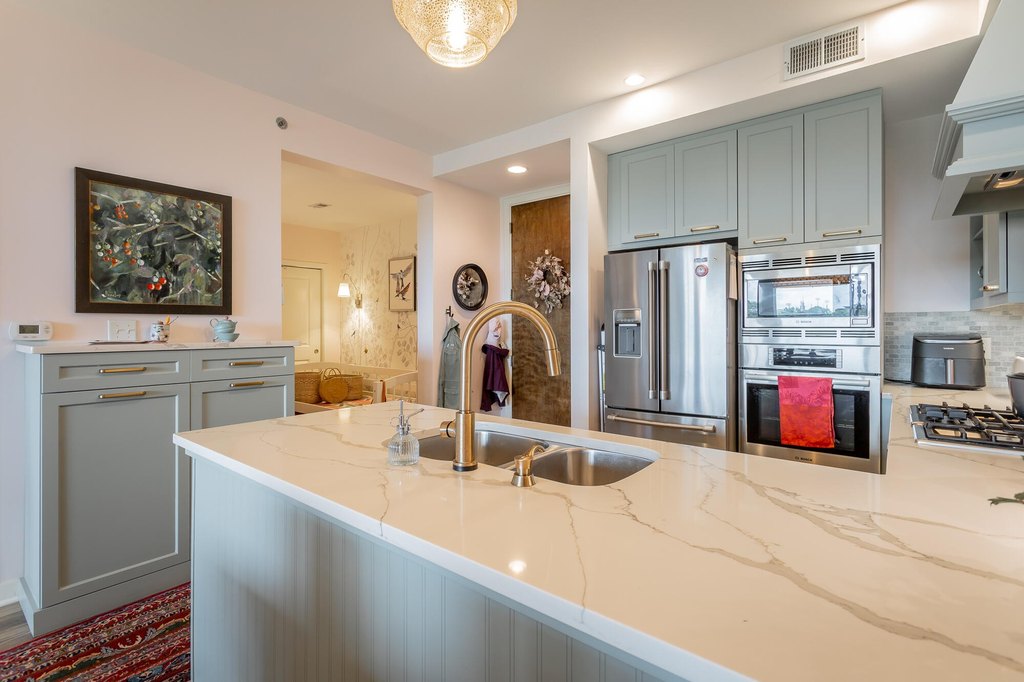 Chattanooga, Tennessee, 37405, United States, 2 Bedrooms Bedrooms, ,2 BathroomsBathrooms,Residential,Forsale,2009482