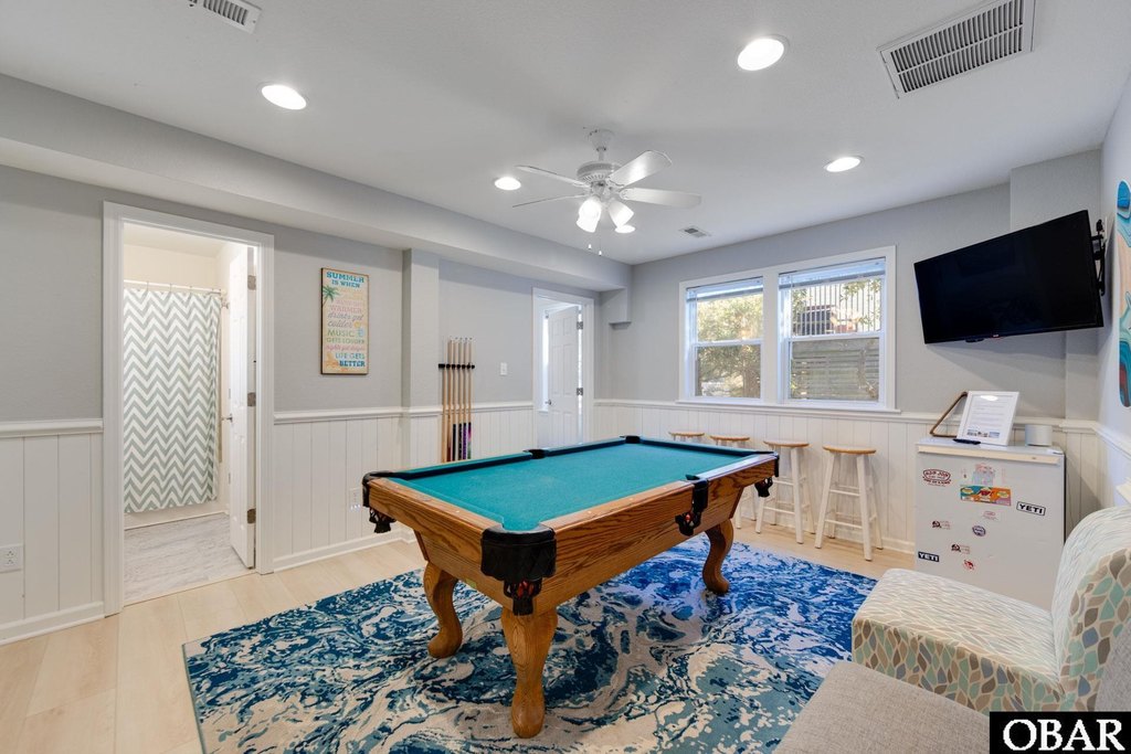 Corolla, North Carolina, 27927, United States, 5 Bedrooms Bedrooms, ,3 BathroomsBathrooms,Residential,Forsale,2010251