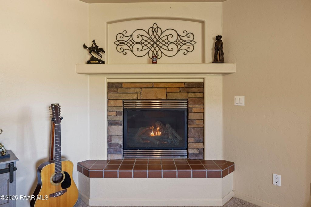 Prescott, Arizona, 86303, United States, 4 Bedrooms Bedrooms, ,3 BathroomsBathrooms,Residential,Forsale,1994057