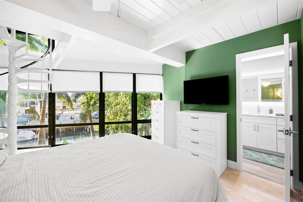 Fort Lauderdale, Florida, 33308, United States, 2 Bedrooms Bedrooms, ,2.5 BathroomsBathrooms,Residential,Forsale,1968239