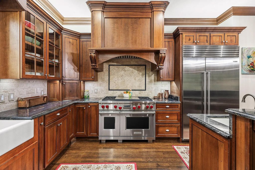 Signal Mountain, Tennessee, 37377, United States, 6 Bedrooms Bedrooms, ,6.5 BathroomsBathrooms,Residential,Forsale,1922158