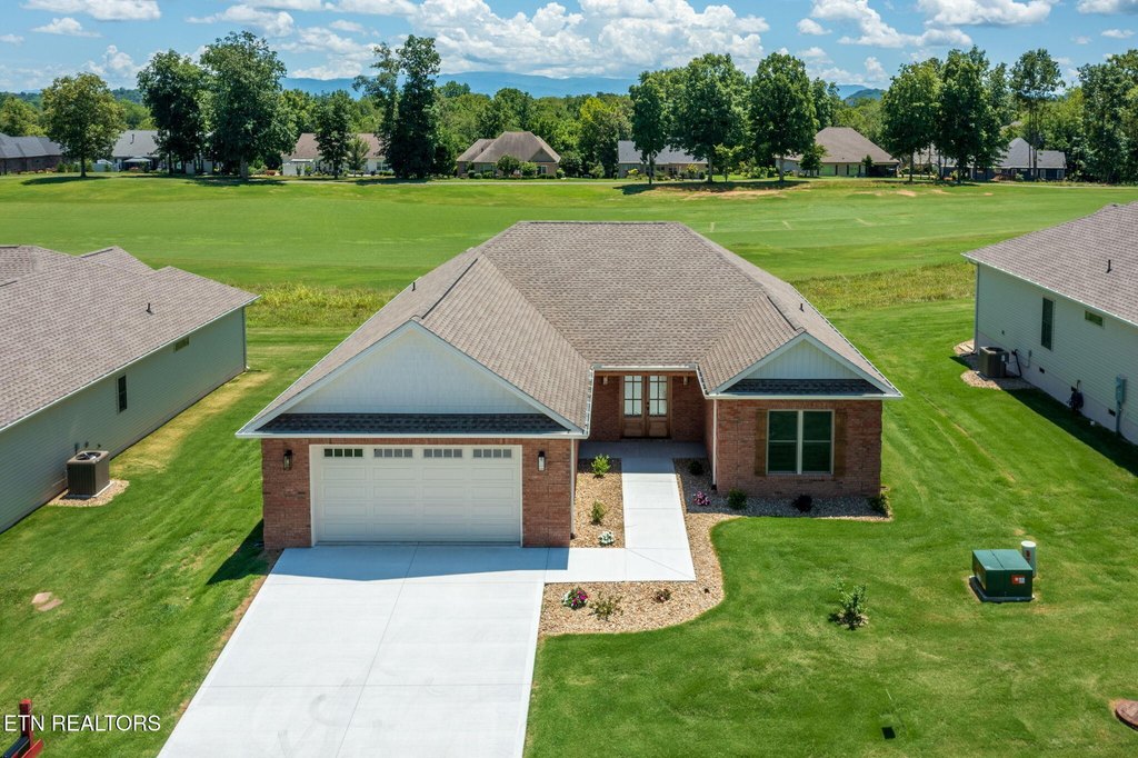 Vonore, Tennessee, 37885, United States, 3 Bedrooms Bedrooms, ,2 BathroomsBathrooms,Residential,Forsale,1910199