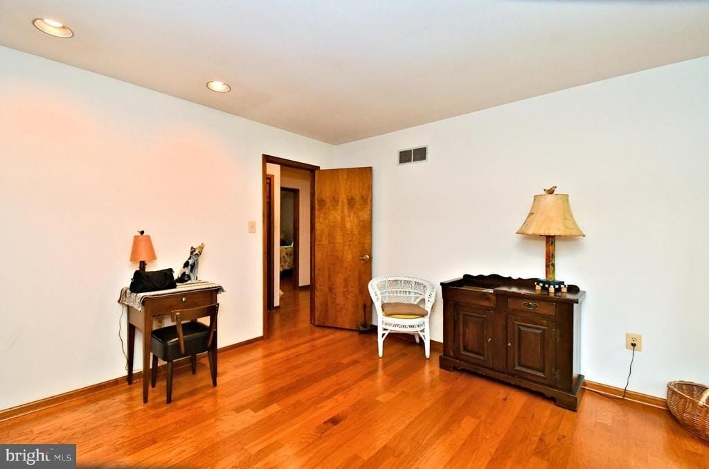 DOYLESTOWN, Pennsylvania, 18901, United States, 4 Bedrooms Bedrooms, ,3 BathroomsBathrooms,Residential,Forsale,1973388