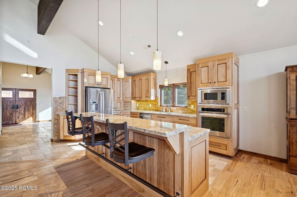 Midway, Utah, 84049, United States, 4 Bedrooms Bedrooms, ,2.5 BathroomsBathrooms,Residential,Forsale,1994162