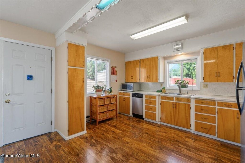 Coeur d'Alene, Idaho, 83814, United States, 3 Bedrooms Bedrooms, ,2 BathroomsBathrooms,Residential,Forsale,1984578