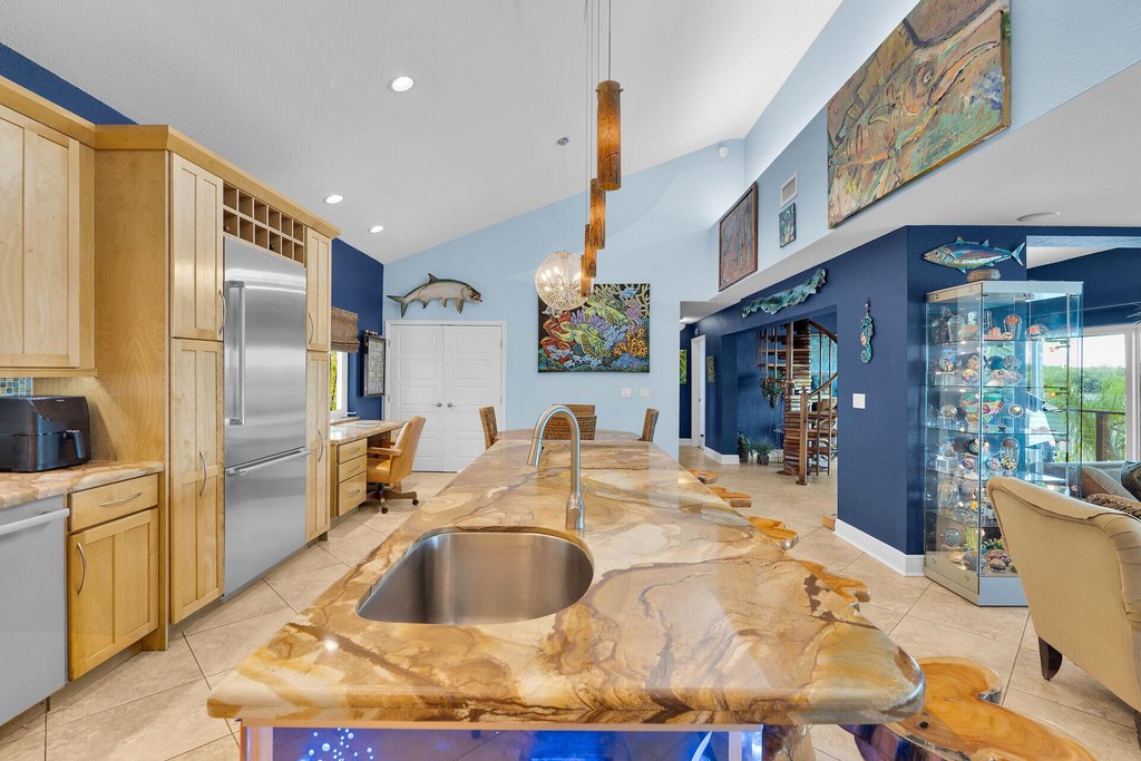 Plantation Key, Florida, 33070, United States, 3 Bedrooms Bedrooms, ,4 BathroomsBathrooms,Residential,Forsale,1971995