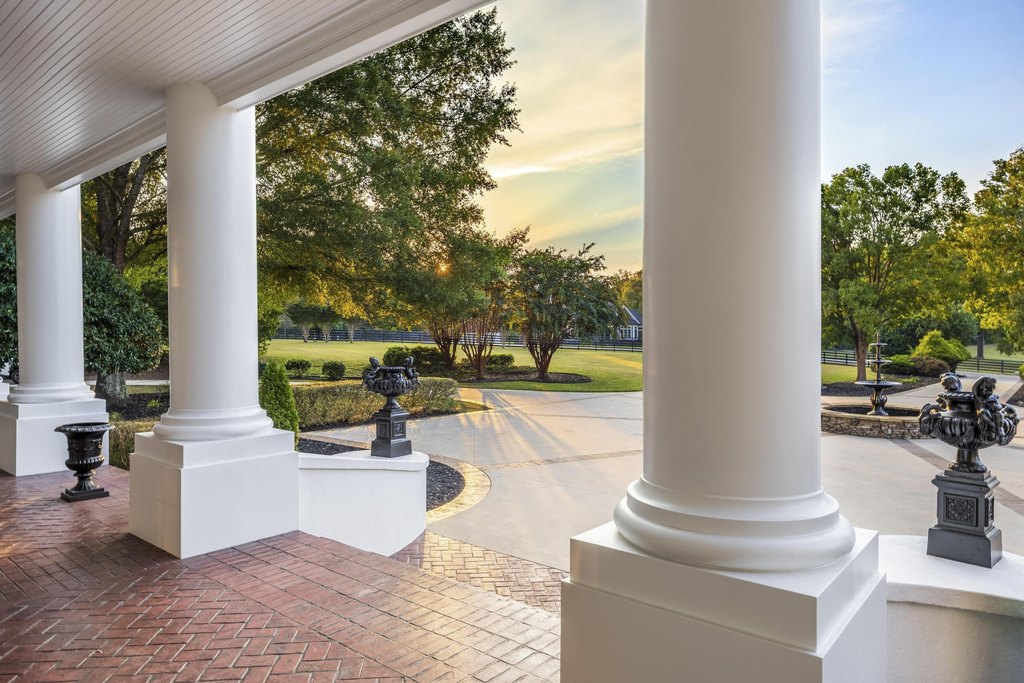 Ooltewah, Tennessee, 37363, United States, 4 Bedrooms Bedrooms, ,6.5 BathroomsBathrooms,Residential,Forsale,1963601