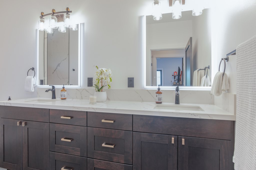 Kailua-Kona, Hawaii, 96725, United States, 3 Bedrooms Bedrooms, ,3 BathroomsBathrooms,Residential,Forsale,1989820