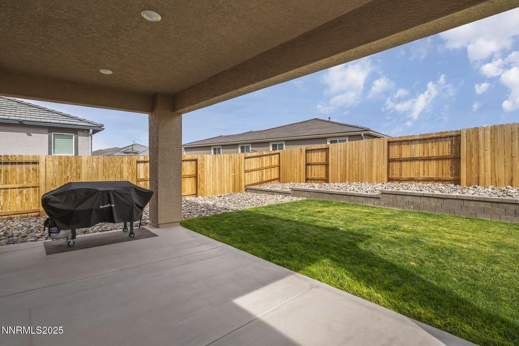 Sparks, Nevada, 89441, United States, 3 Bedrooms Bedrooms, ,2 BathroomsBathrooms,Residential,Forsale,1954160