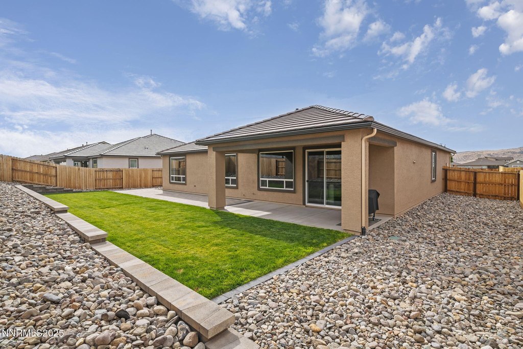 Sparks, Nevada, 89441, United States, 3 Bedrooms Bedrooms, ,2 BathroomsBathrooms,Residential,Forsale,1954160