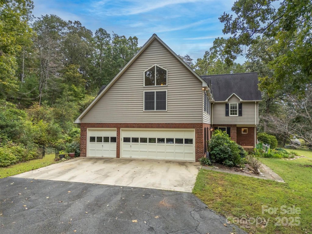 Bostic, North Carolina, 28018, United States, 3 Bedrooms Bedrooms, ,2.5 BathroomsBathrooms,Residential,Forsale,1985988