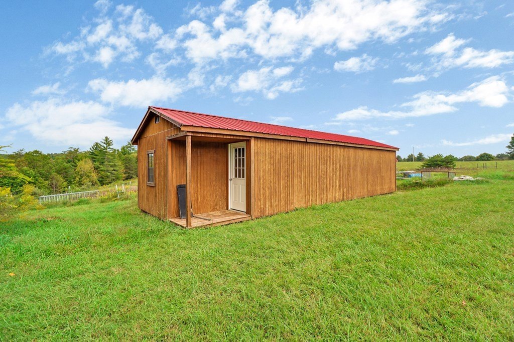 Allardt, Tennessee, 38504, United States, 2 Bedrooms Bedrooms, ,2 BathroomsBathrooms,Residential,Forsale,1953791