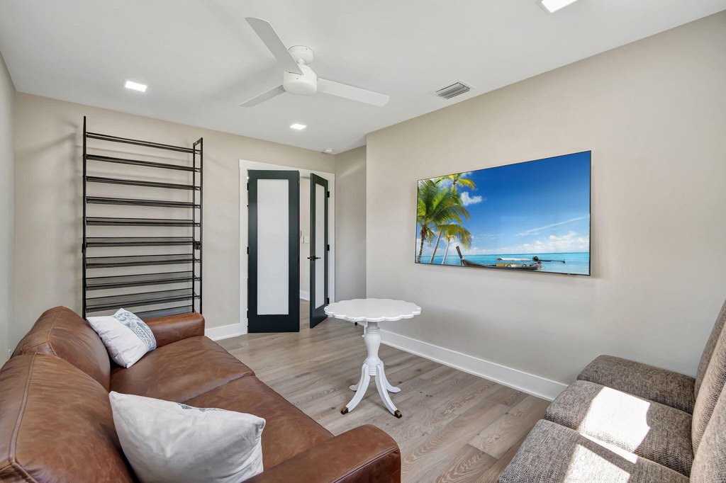 Boynton Beach, Florida, 33435, United States, 5 Bedrooms Bedrooms, ,3 BathroomsBathrooms,Residential,Forsale,1969906