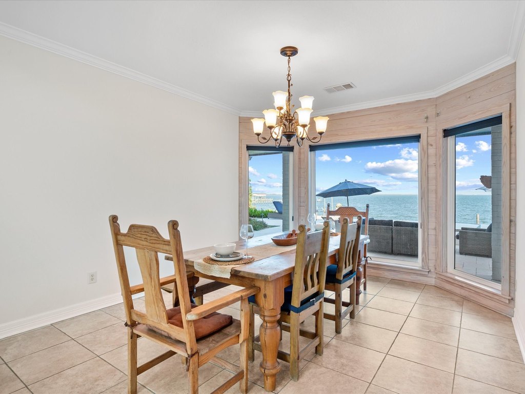 La Porte, Texas, 77571, United States, 4 Bedrooms Bedrooms, ,3.5 BathroomsBathrooms,Residential,Forsale,1973422