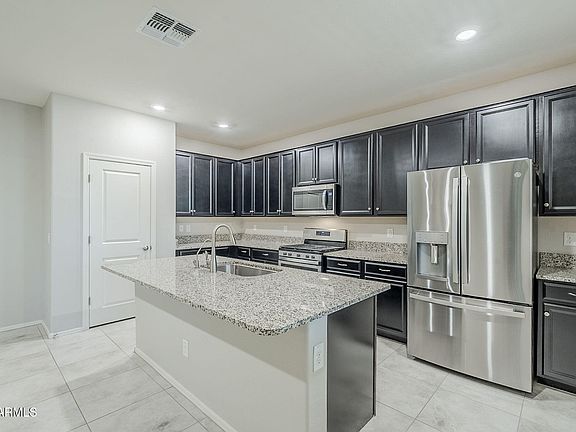 Gilbert, Arizona, 85296, United States, 3 Bedrooms Bedrooms, ,2 BathroomsBathrooms,Residential,Forsale,1953469
