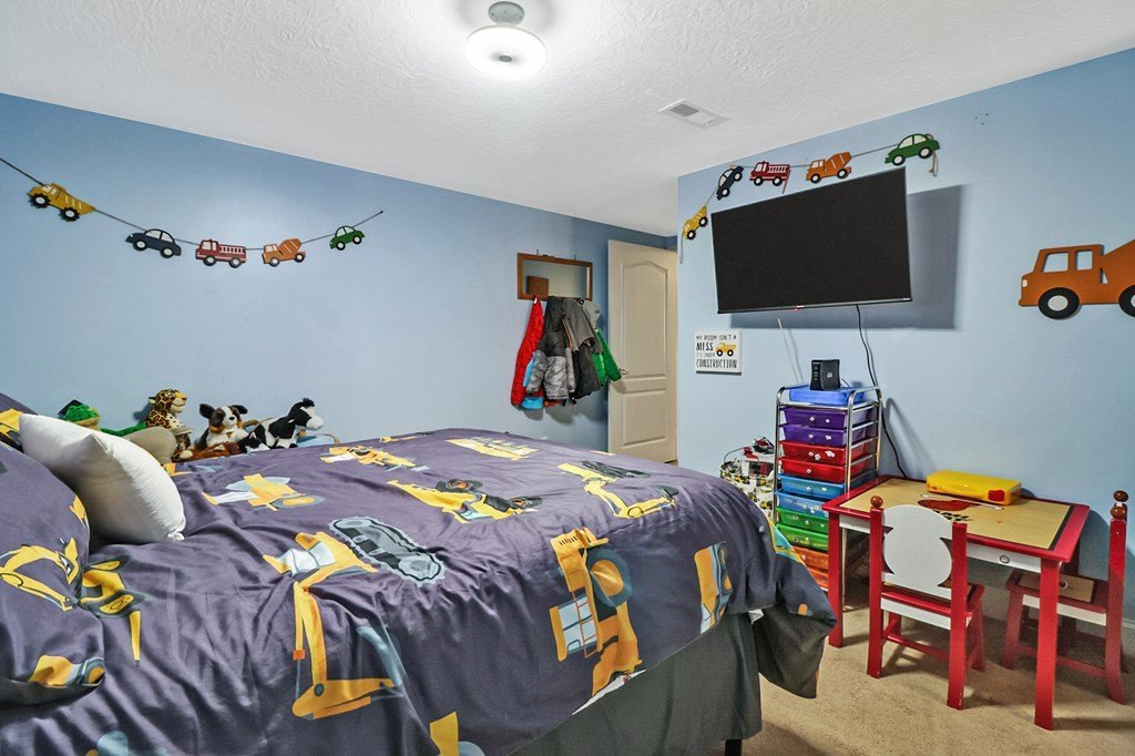 Jamestown, Tennessee, 38556, United States, 3 Bedrooms Bedrooms, ,2 BathroomsBathrooms,Residential,Forsale,1968518